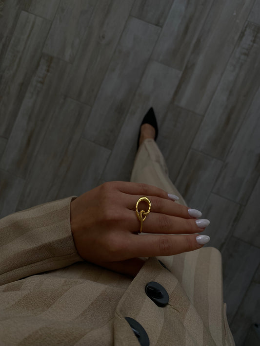 INEL auriu - What a Plot Twist