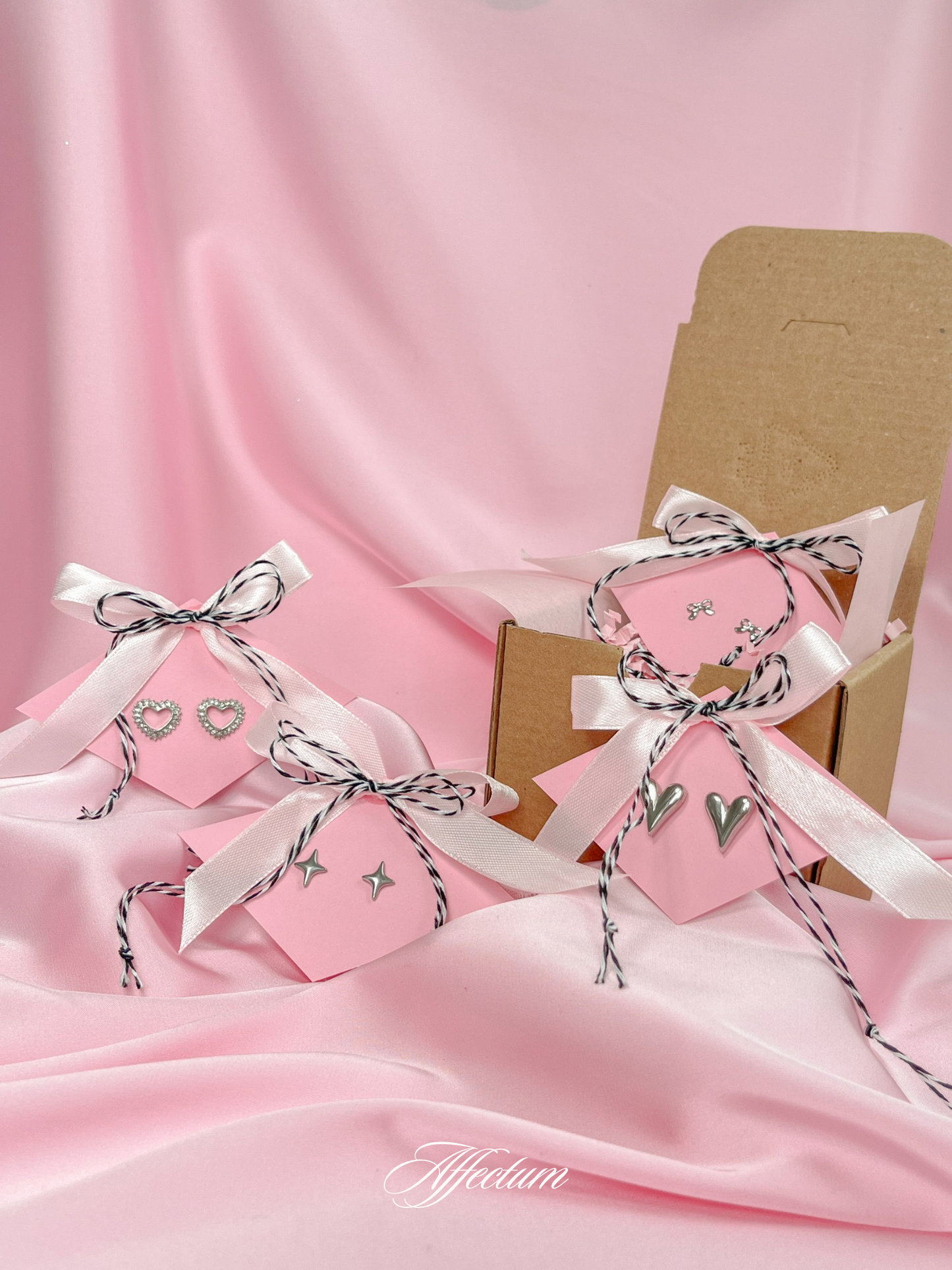 Cercei Edge of Desire - ediția mărțișor