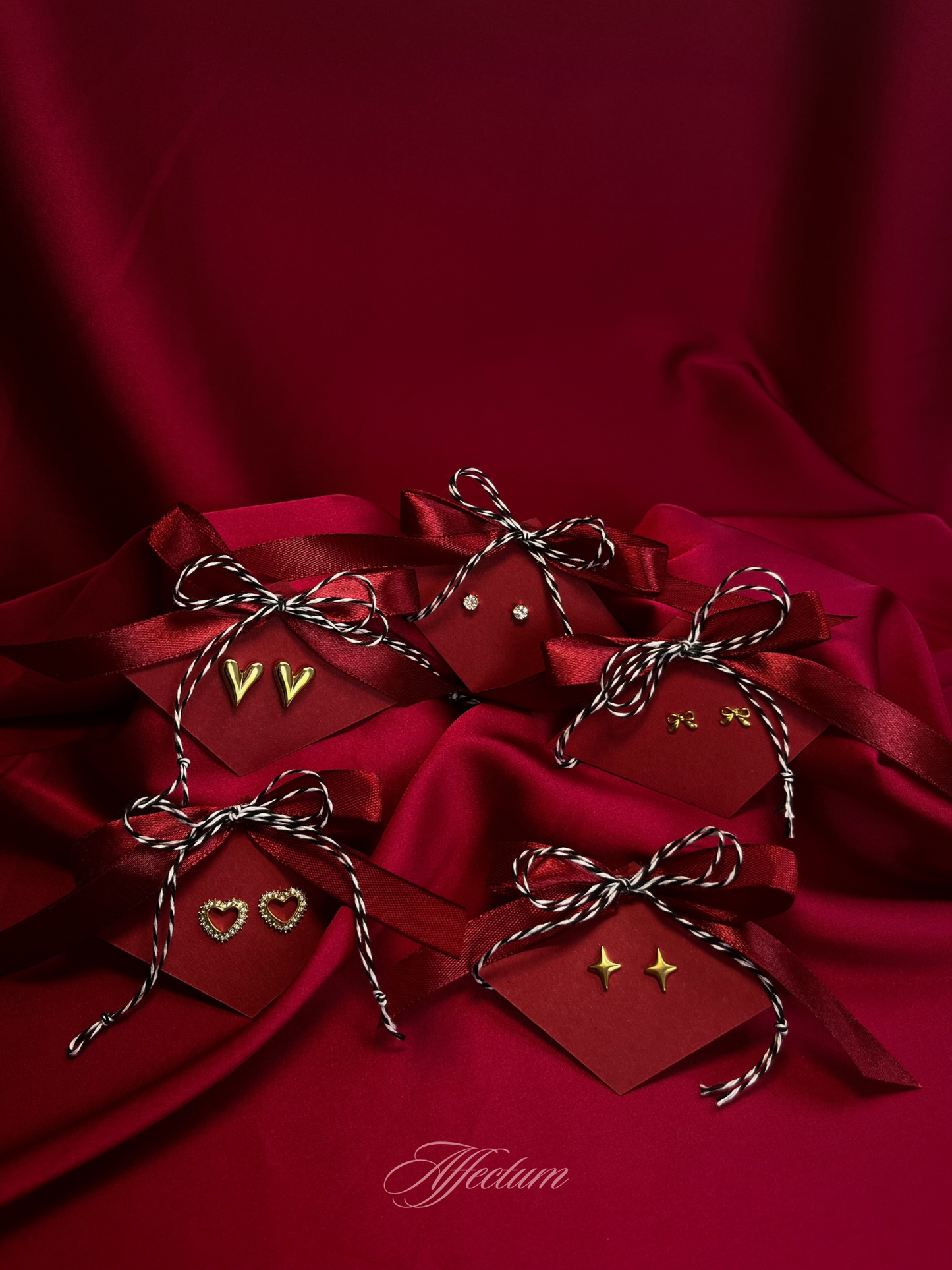 Cercei Edge of Desire - ediția mărțișor