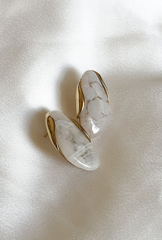 Cercei - "Cold as Champagne"